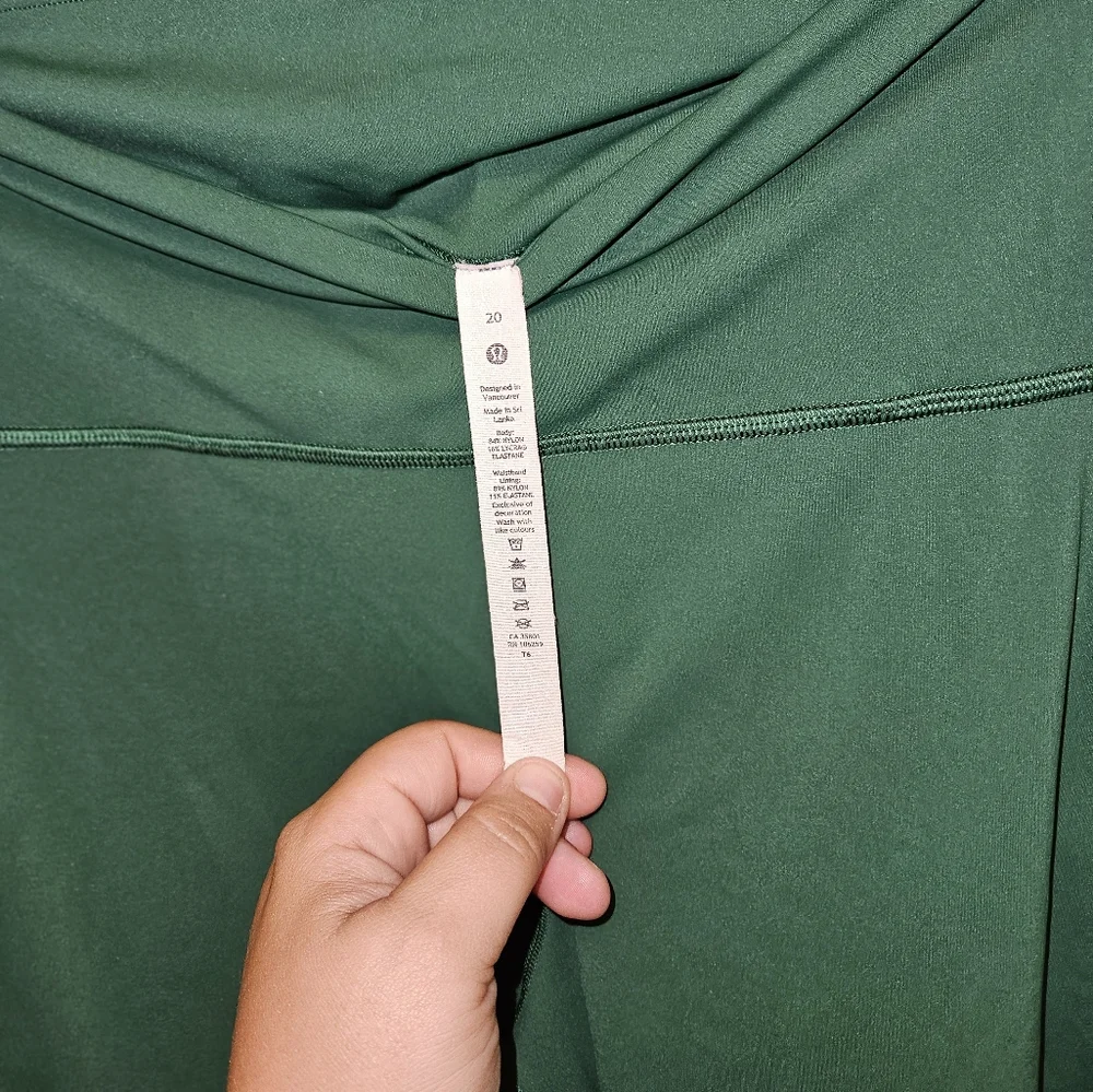 Lululemon 25" Leggings - Picture 2 of 6